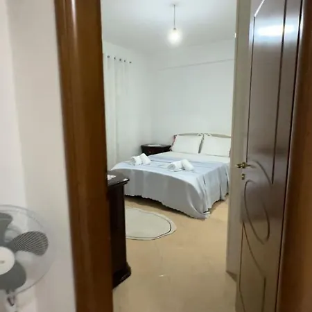 Apartament 公寓 Vlorë
