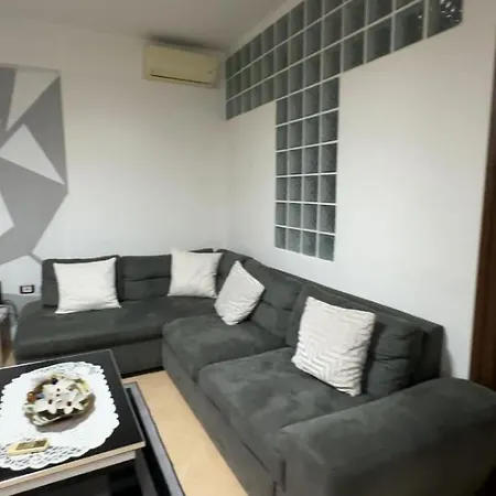 Apartament *